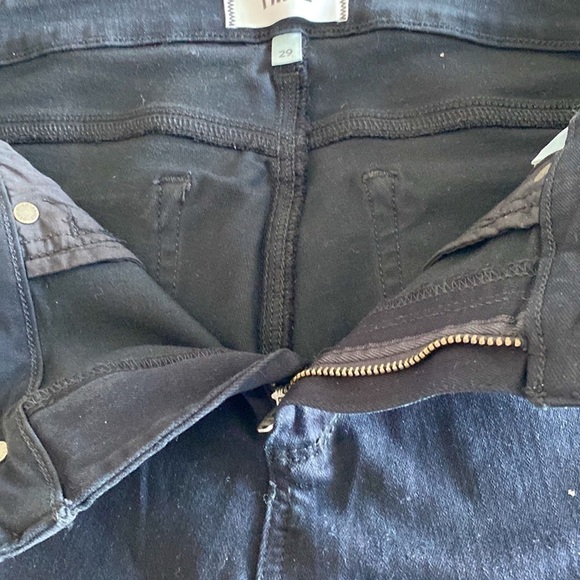 PAIGE Verdugo 5 pocket classic ankle distressed  jeans black NWT Size 29
C - Picture 10 of 16